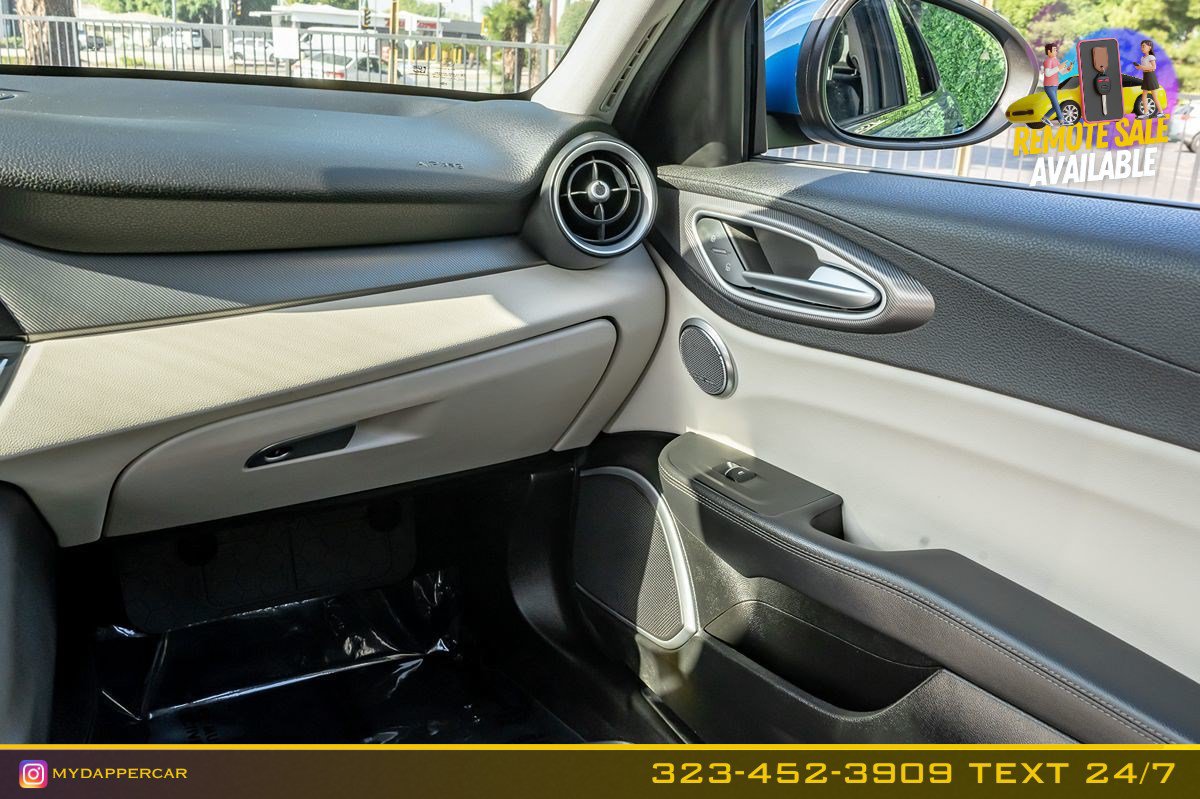 Used 2019 Alfa Romeo Giulia Ti Sport w/ Quick Order Package 22U Sport RWD image 23
