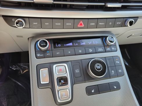 Used 2024 Hyundai Palisade SEL FWD image 36