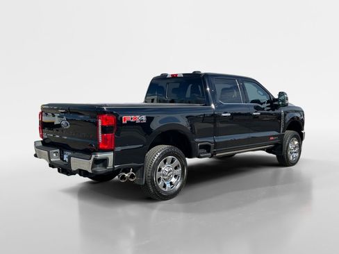 Used 2024 Ford F250 Lariat w/ Chrome Package image 6