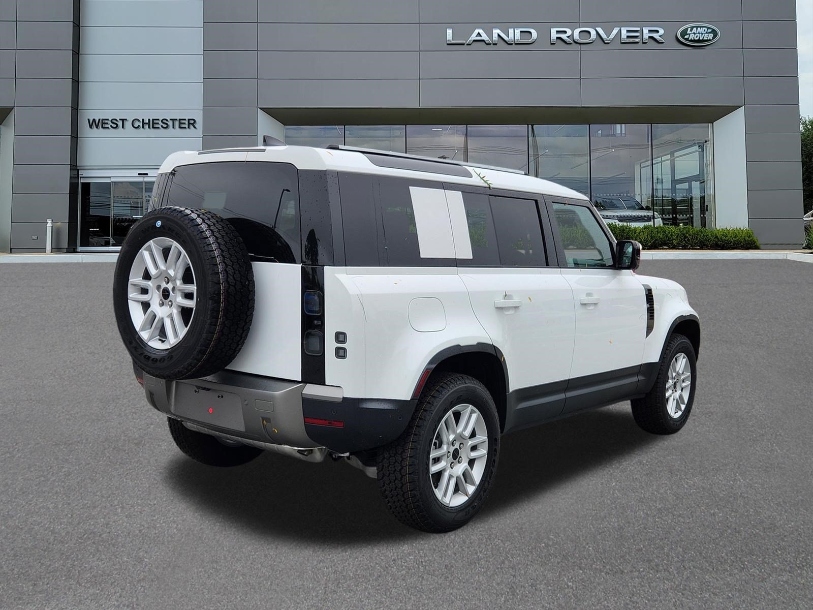 New 2026 Land Rover Defender 110 S AWD/4WD image 4