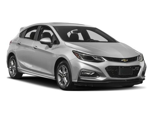 Used 2017 Chevrolet Cruze LT w/ RS Package image 9
