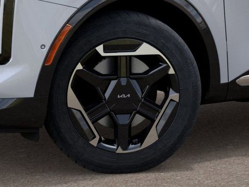 New 2026 Kia Sportage SX FWD image 9