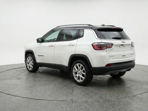 Used 2025 Jeep Compass Limited AWD/4WD image 6