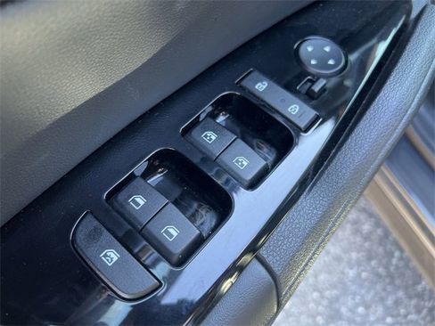 Certified 2023 Kia Sportage SX image 13