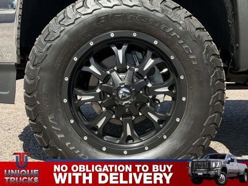 Used 2015 GMC Sierra 2500 SLE w/ SLE Preferred Package image 12