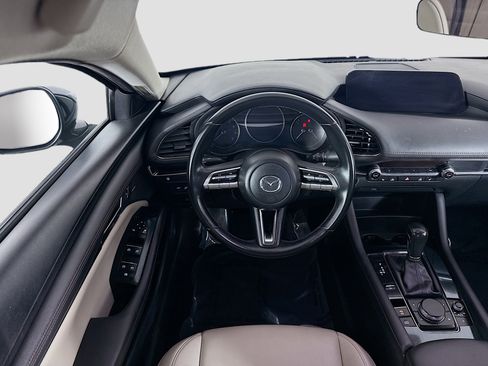 Used 2019 MAZDA MAZDA3 w/Preferred Pkg image 17