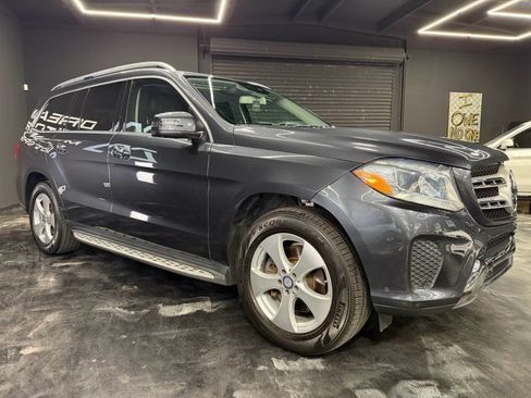 Used 2017 Mercedes-Benz GLS 450 4MATIC image 3