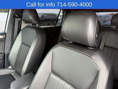 Used 2023 Volkswagen Tiguan SE R-Line FWD image 15