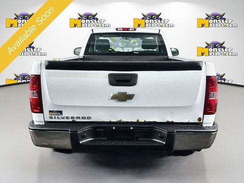 Used 2009 Chevrolet Silverado 1500 W/T w/ Skid Plate Package AWD/4WD image 6