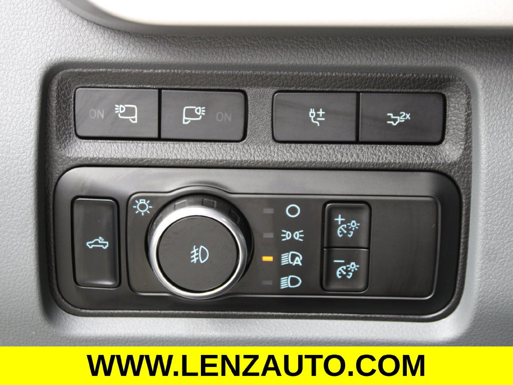 Used 2024 Ford F350 XLT w/ Black Appearance Package AWD/4WD image 60