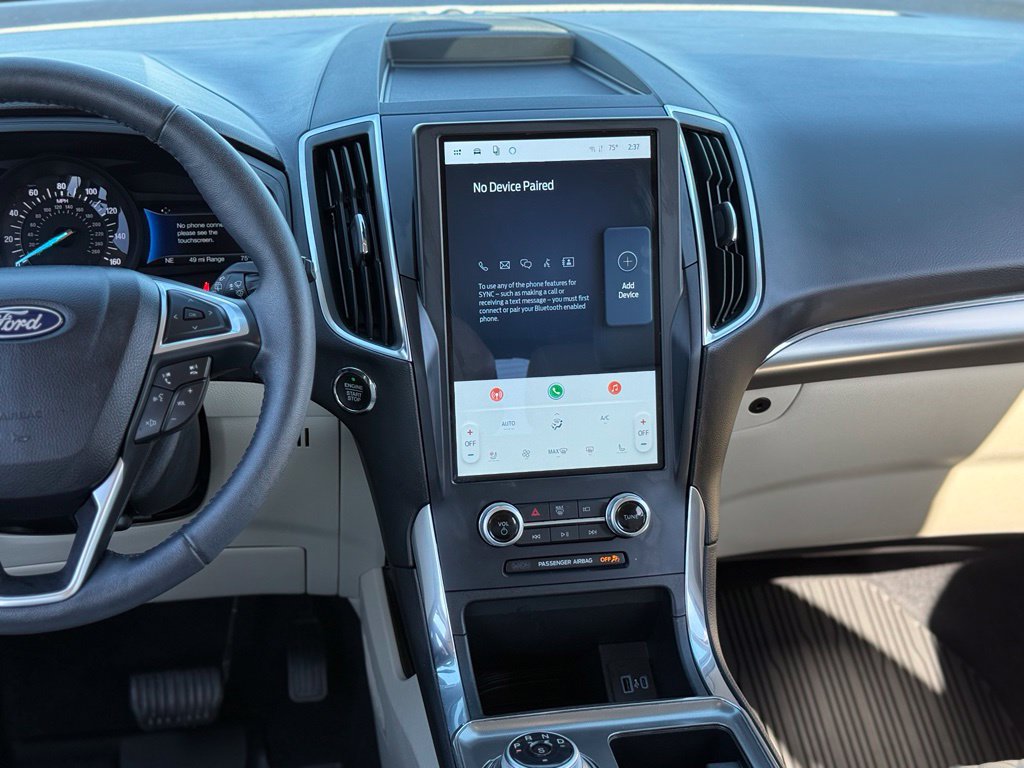 Used 2024 Ford Edge Titanium AWD/4WD image 16