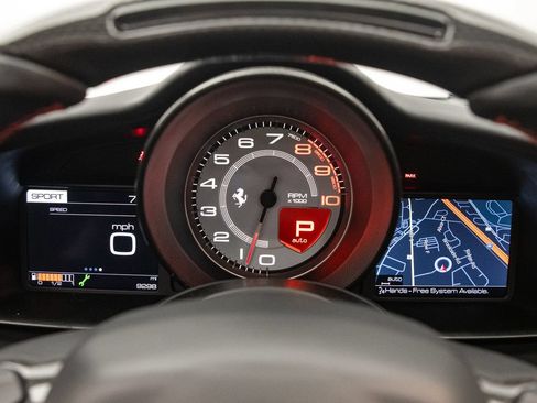 Used 2018 Ferrari 488 Spider RWD image 30