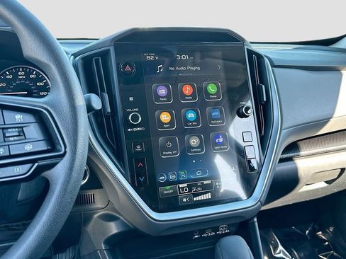 Used 2024 Subaru Crosstrek 2.0i Premium image 14