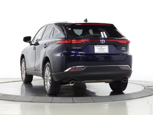 Used 2021 Toyota Venza XLE w/ Softex Package AWD/4WD image 6