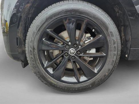 Used 2025 Jaguar F-PACE R-Dynamic S AWD/4WD image 9