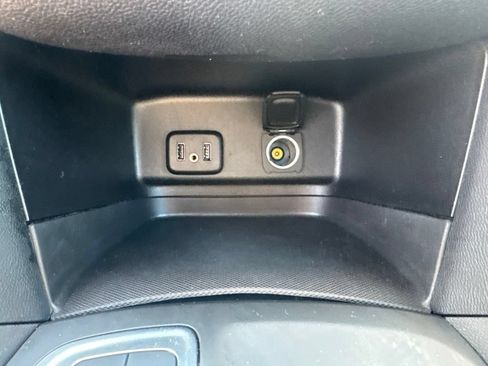 Used 2018 Chevrolet Equinox LT w/ Sun & Infotainment Package AWD/4WD image 17