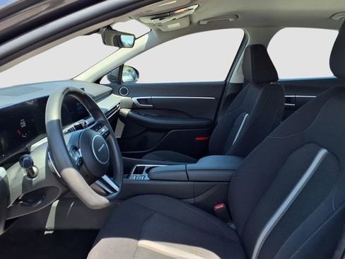 Used 2025 Hyundai Sonata SEL FWD image 7