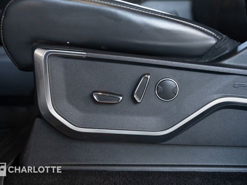 Used 2022 Ford F150 Raptor w/ Raptor 37 Performance Package image 19