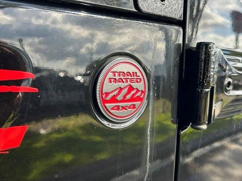Certified 2020 Jeep Wrangler Unlimited Rubicon AWD/4WD image 33