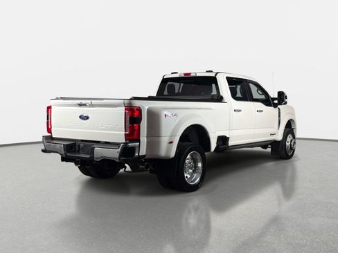 Used 2024 Ford F450 Lariat w/ Lariat Ultimate Package AWD/4WD image 2