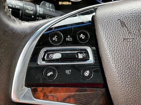 Used 2015 Cadillac Escalade Premium image 20