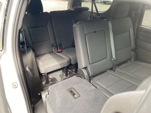 Used 2021 GMC Yukon XL SLE w/ Gmc Pro Safety Plus Package image 27