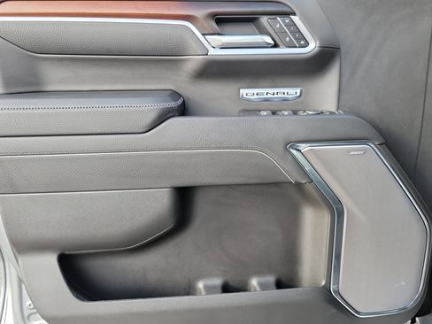 Used 2026 GMC Sierra 1500 Denali w/ Denali Reserve Package image 22