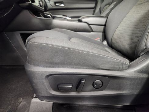 Used 2022 Nissan Pathfinder SV w/ Cargo Package image 11