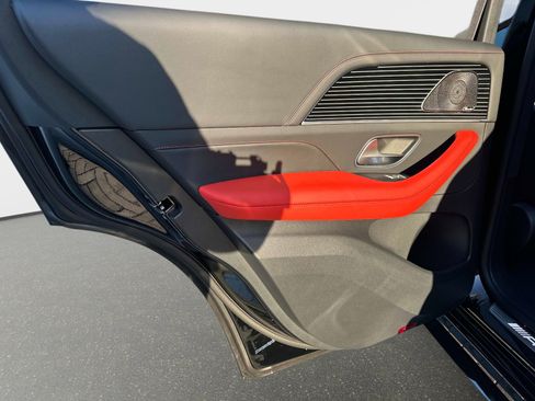 New 2026 Mercedes-Benz GLE 53 AMG AMG 53 4MATIC+ SUV image 12