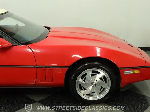 Used 1988 Chevrolet Corvette Convertible RWD image 29