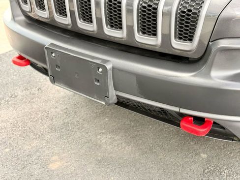 Used 2016 Jeep Cherokee Trailhawk image 7