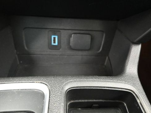 Used 2019 Ford Escape SEL FWD image 28