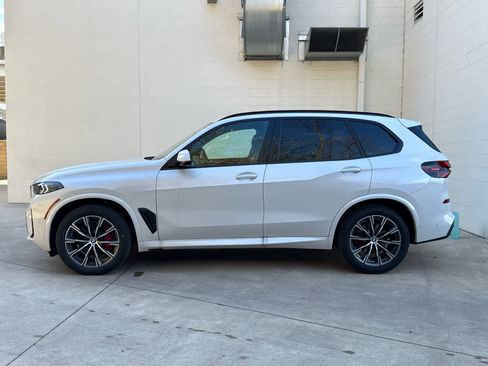 New 2026 BMW X5 xDrive40i w/ M Sport Package image 5