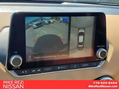 New 2025 Nissan Sentra SV w/ SV Premium Package image 21