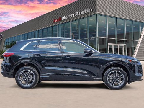 New 2025 Audi Q5 Premium image 4