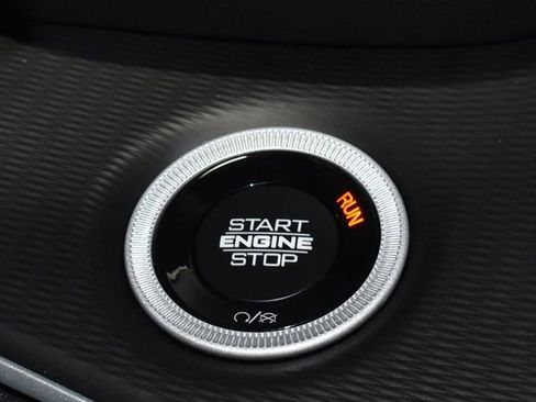 New 2025 Jeep Grand Cherokee Altitude w/ Trailer Tow Package image 23