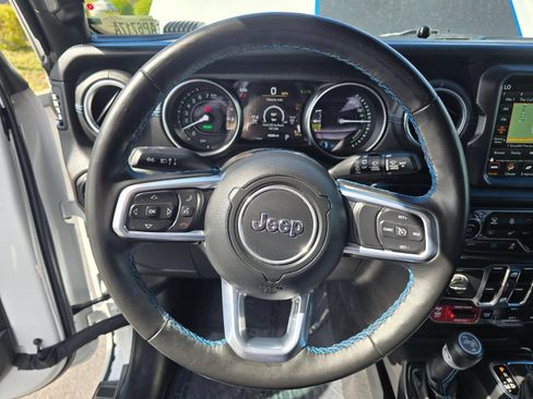 Used 2021 Jeep Wrangler Unlimited Rubicon 4xe w/ Steel Bumper Group AWD/4WD image 13