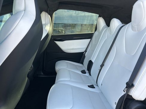 Used 2019 Tesla Model X Long Range image 14