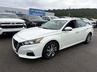 Used 2020 Nissan Altima 2.5 S FWD video 1