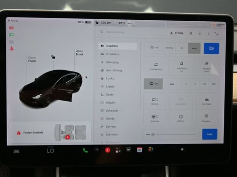 Used 2018 Tesla Model 3 Long Range RWD image 27