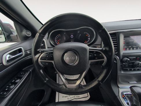 Used 2018 Jeep Grand Cherokee Limited AWD/4WD image 12