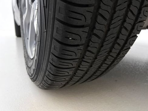 Used 2018 Honda CR-V EX image 33