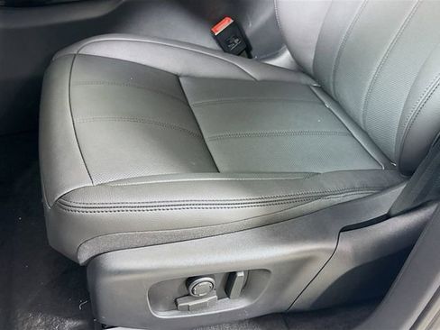 New 2026 Land Rover Range Rover Evoque S image 22