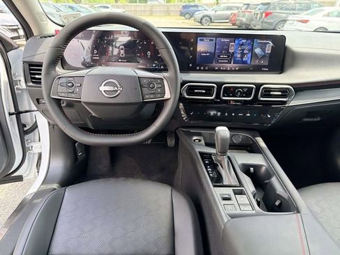 New 2026 Nissan Sentra SV FWD image 18