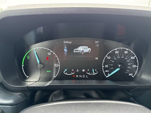 Used 2022 Ford Maverick XLT FWD image 18
