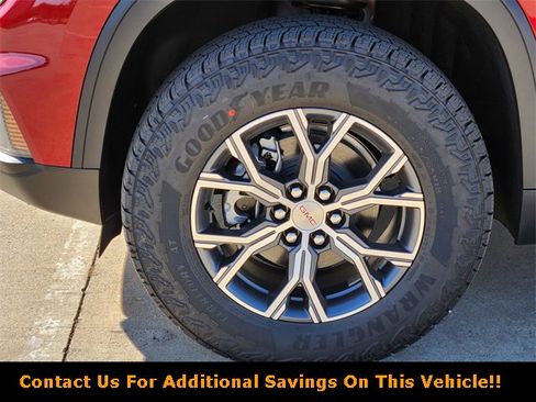 New 2026 GMC Acadia AT4 w/ Luxury Package image 7