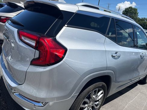 Used 2022 GMC Terrain Denali AWD/4WD image 8