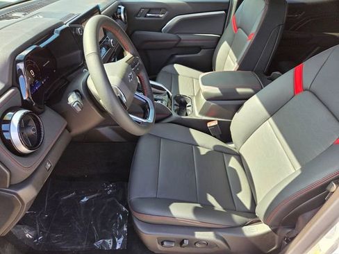 New 2026 Chevrolet Colorado Z71 w/ Technology Package image 6