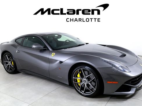 Used 2016 Ferrari F12 Berlinetta RWD image 2