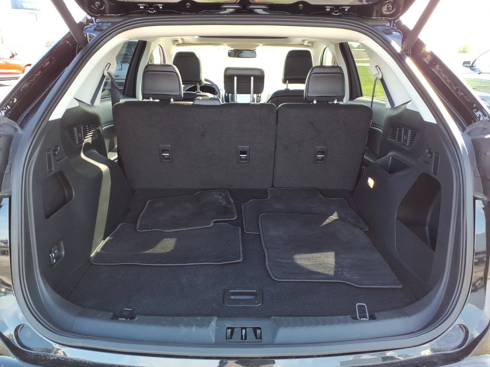 Used 2024 Ford Edge SEL w/ Convenience Package AWD/4WD image 11